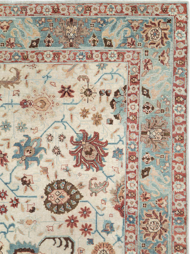 Vintage Persian Tabriz Accent Rug, No.27482 - Galerie Shabab