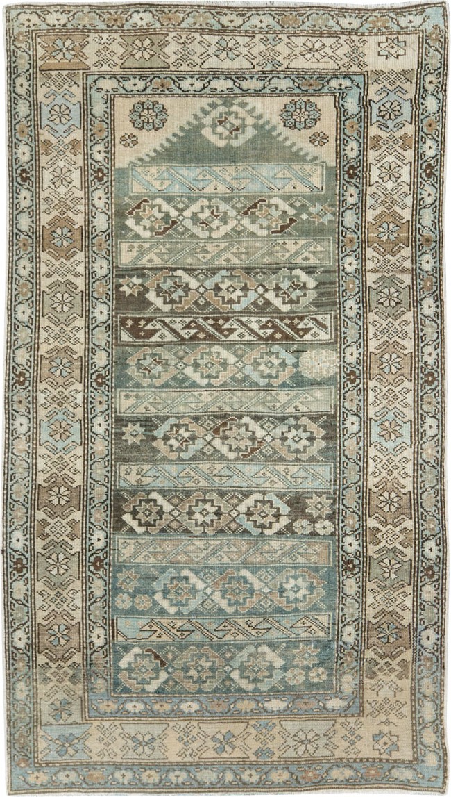 Vintage Persian Malayer Accent Rug, No.27483 - Galerie Shabab