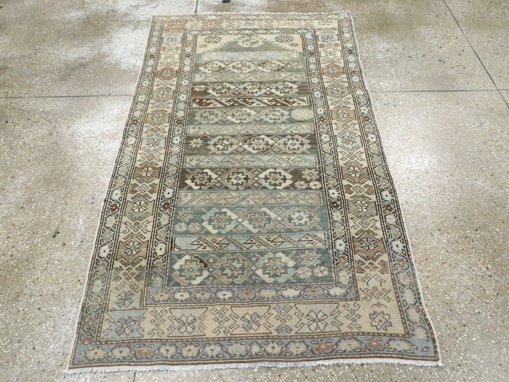 Vintage Persian Malayer Accent Rug, No.27483 - Galerie Shabab
