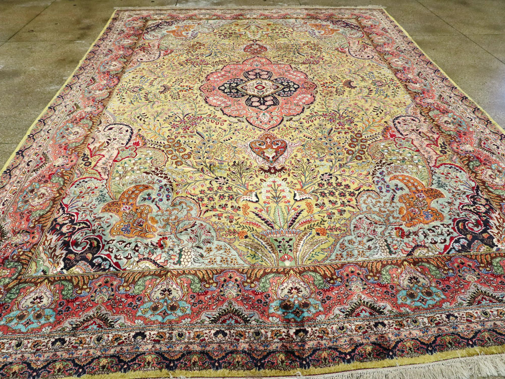 Vintage Persian Quom Silk Carpet, No.27486 - Galerie Shabab