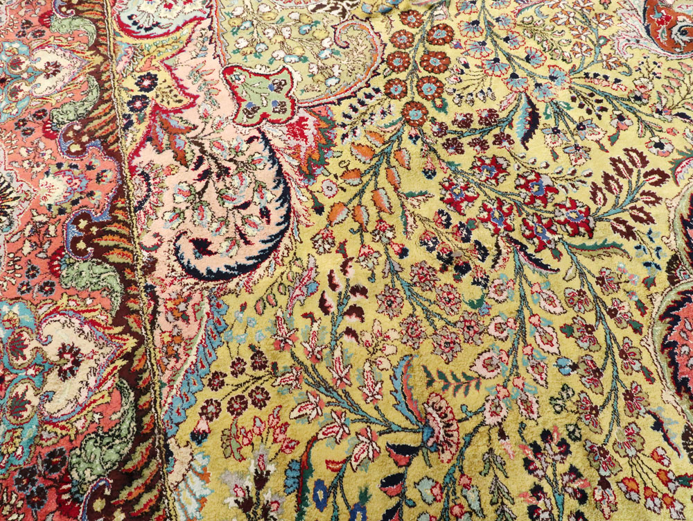 Vintage Persian Quom Silk Carpet, No.27486 - Galerie Shabab