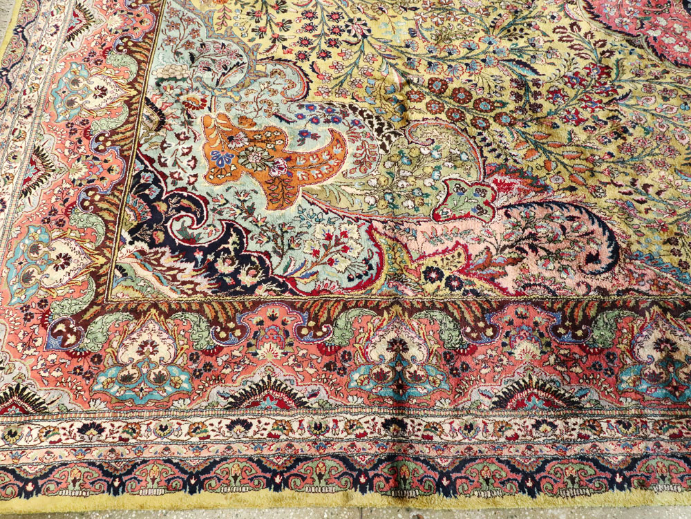 Vintage Persian Quom Silk Carpet, No.27486 - Galerie Shabab