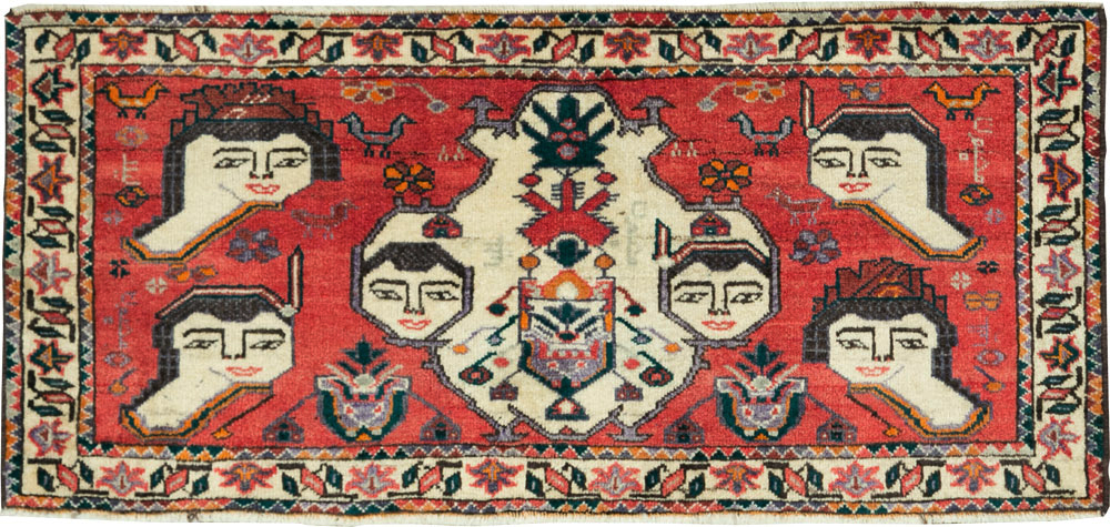 Vintage Persian Hamadan Pictorial Throw Rug (Pair: 1 of 2), No.27489 - Galerie Shabab
