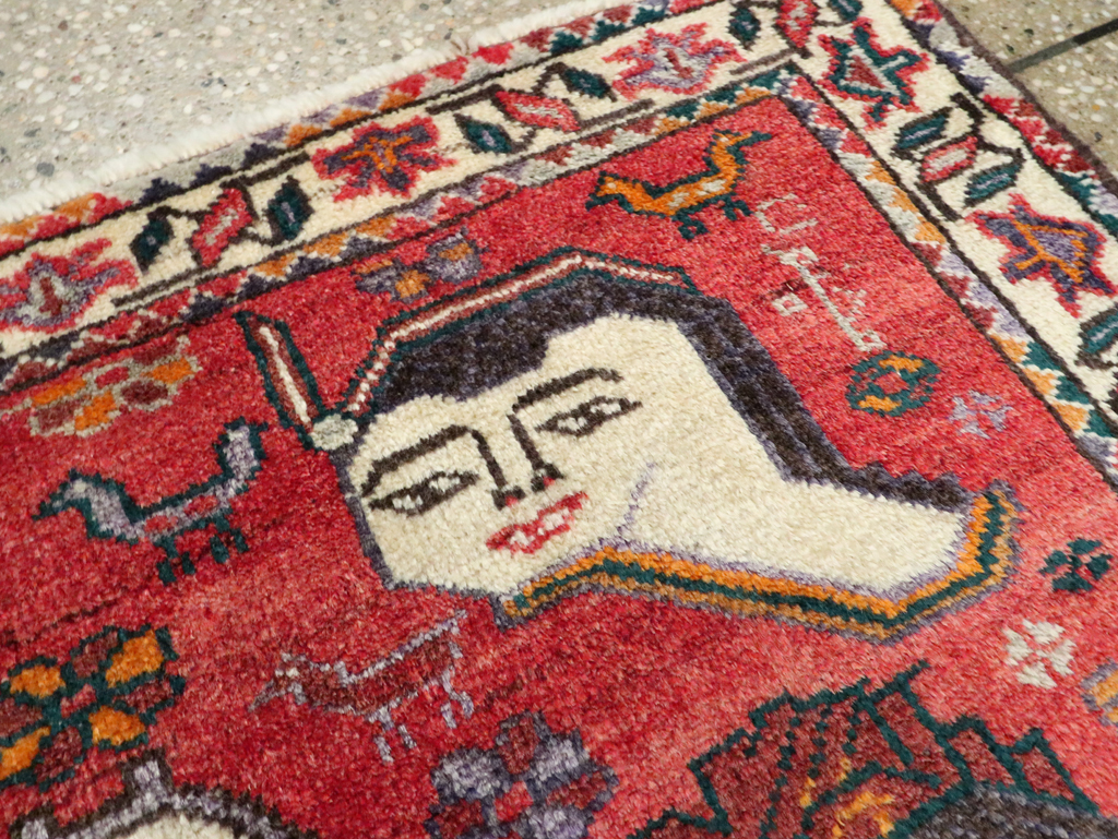 Vintage Persian Hamadan Pictorial Throw Rug (Pair: 1 of 2), No.27489 - Galerie Shabab