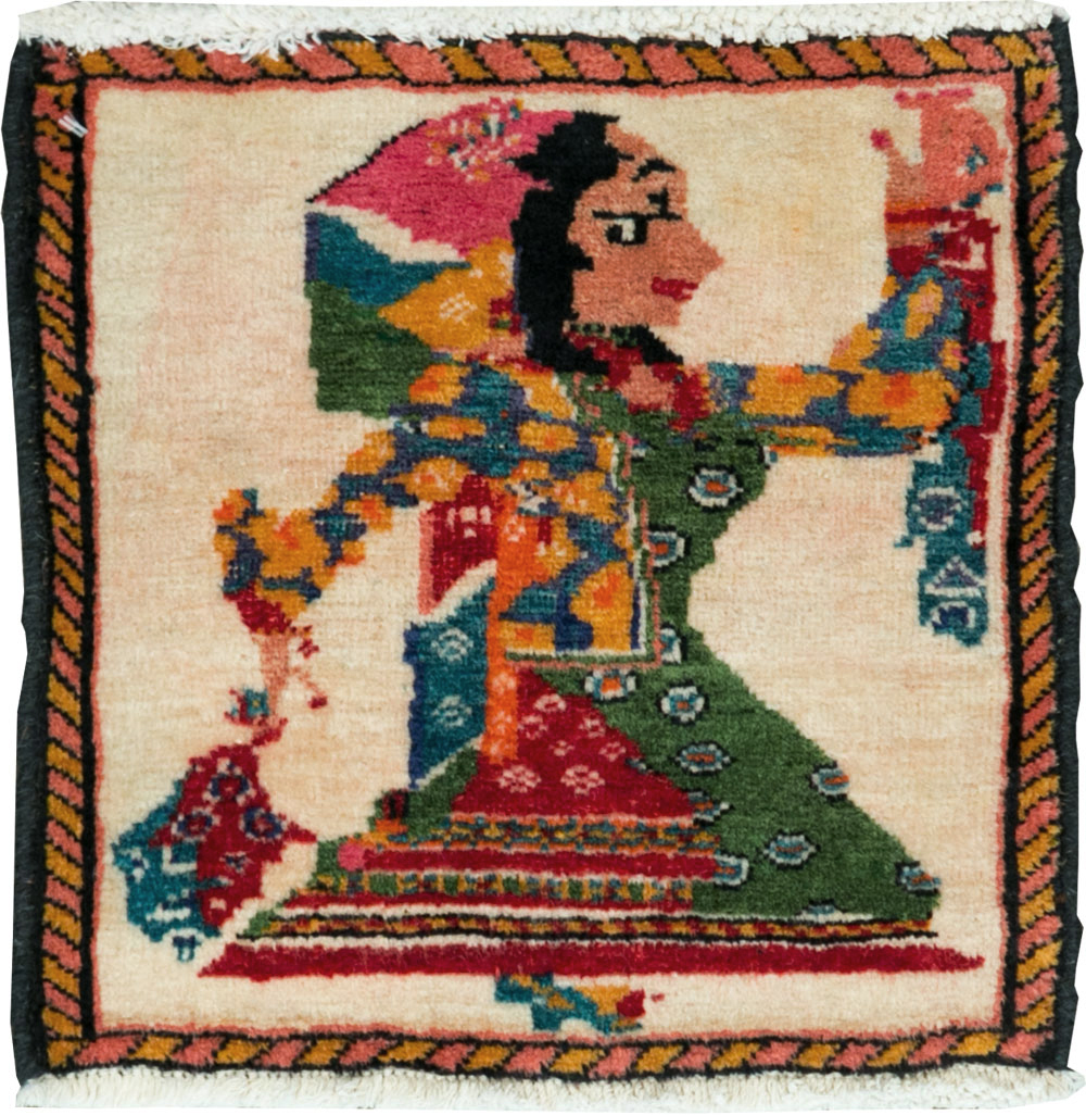 Vintage Persian Shiraz Pictorial Rug, No.27491 - Galerie Shabab