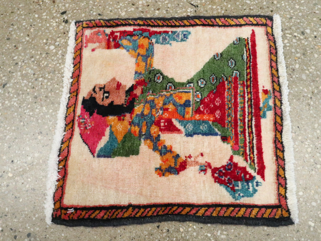 Vintage Persian Shiraz Pictorial Rug, No.27491 - Galerie Shabab