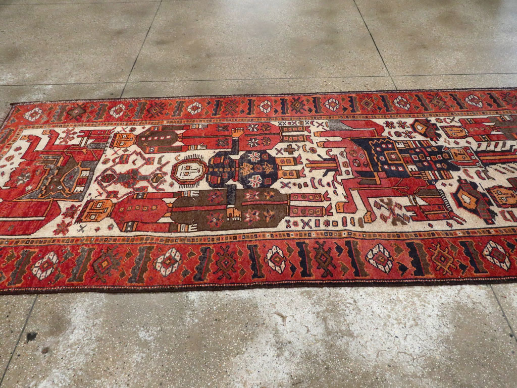 Vintage  Persian Bakhtiari Pictorial Carpet, No.27502 - Galerie Shabab
