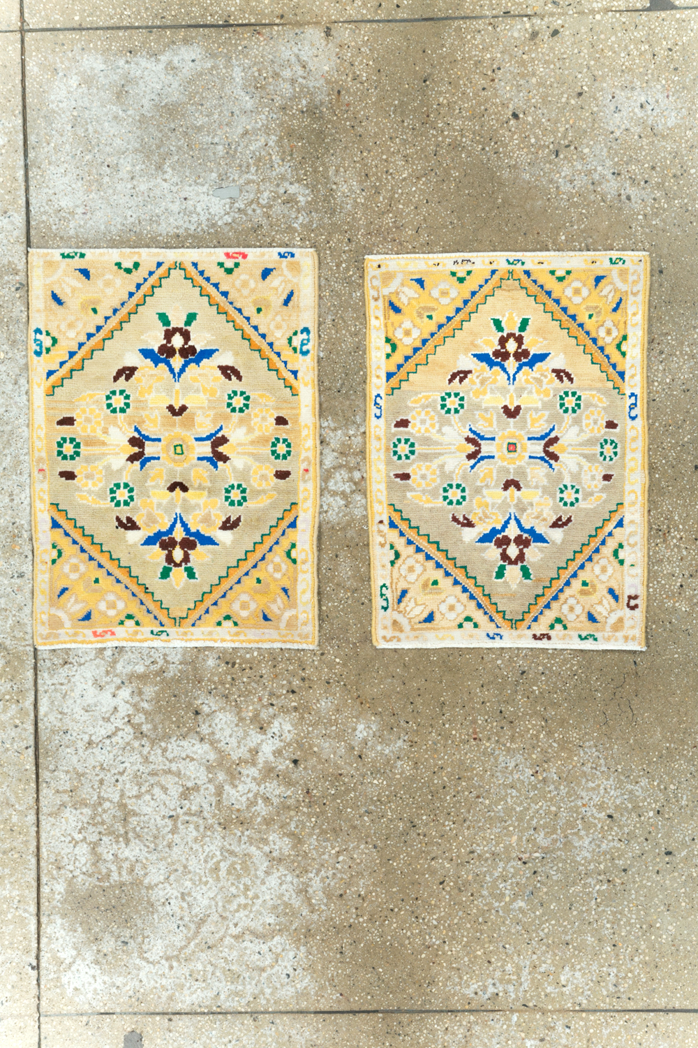 Vintage Persian Mahal Throw Rug (Pair: 1 of 2), No.27507 - Galerie Shabab