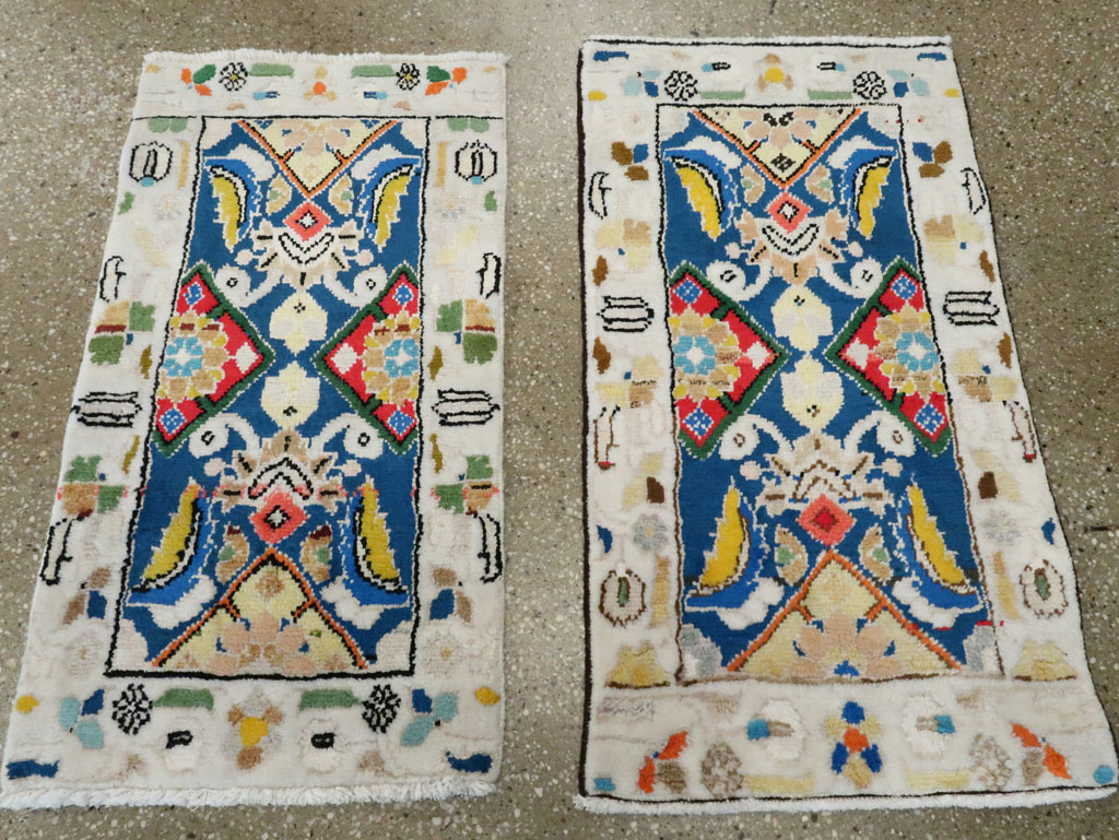 Vintage Persian Mahal Rug (Pair: 2 of 2), No.27513 - Galerie Shabab