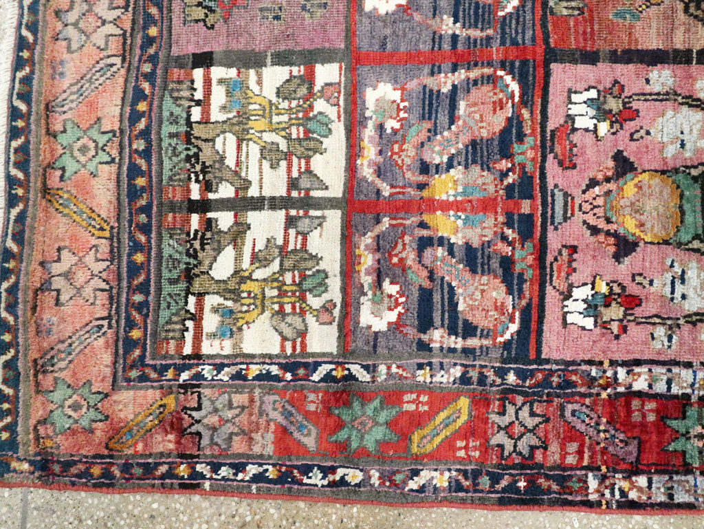 Vintage Persian Mahal Rug, No.27516 - Galerie Shabab
