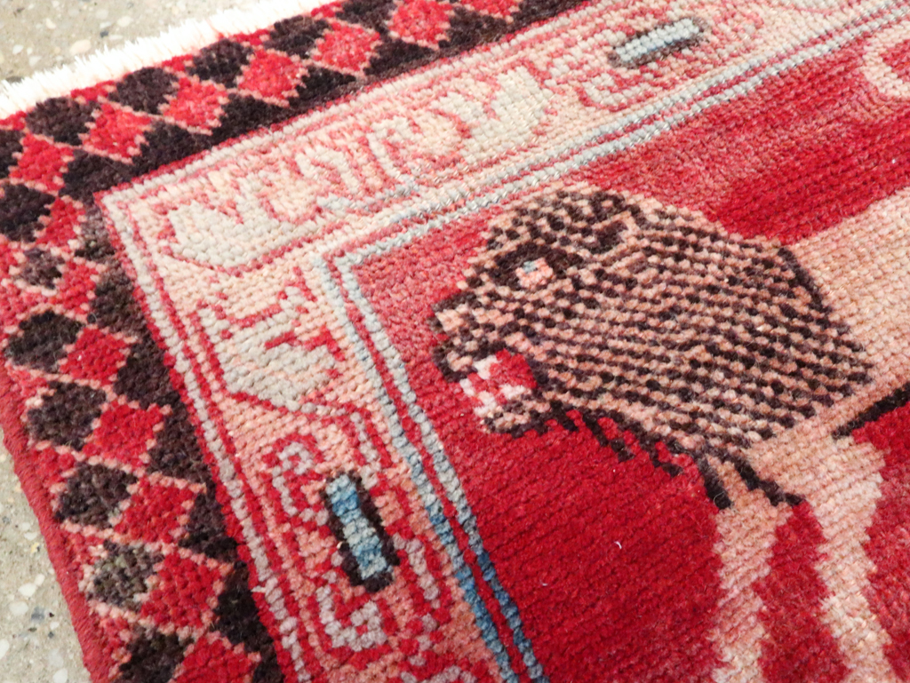 Vintage Persian Ardabil Pictorial Rug, No.27519 - Galerie Shabab