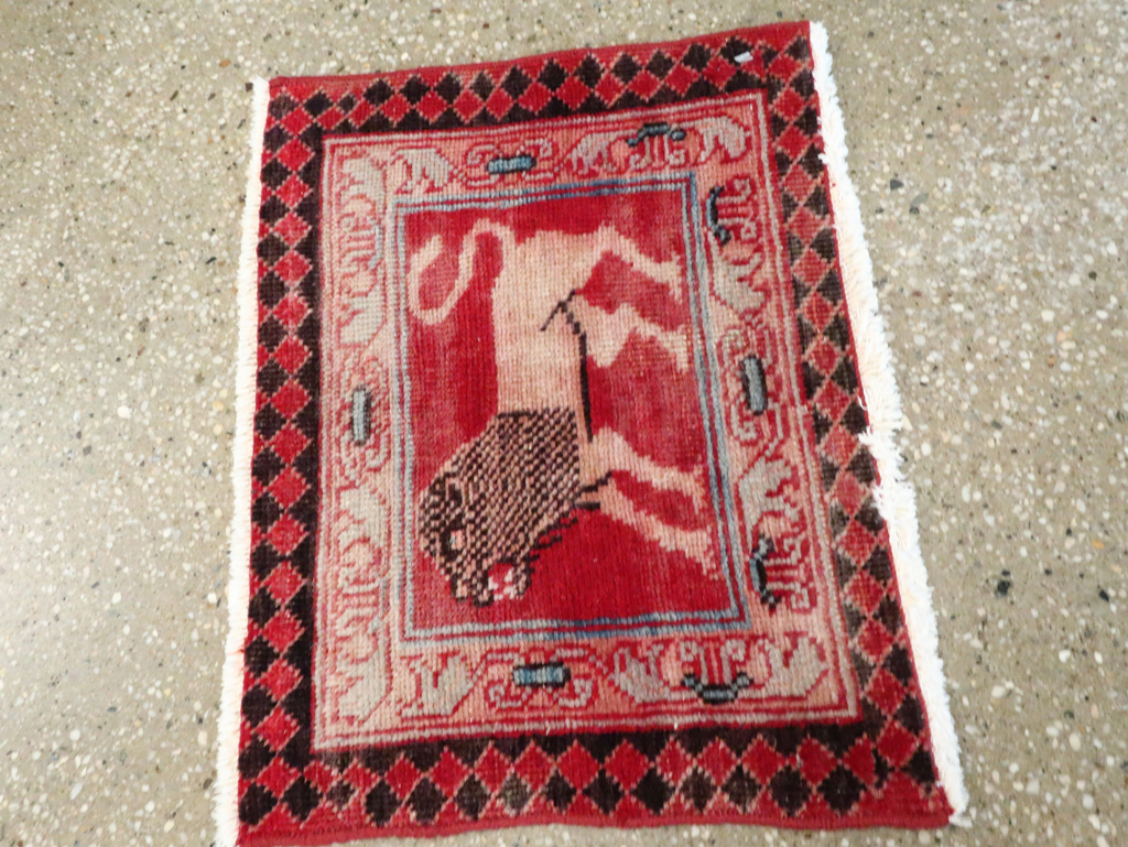 Vintage Persian Ardabil Pictorial Rug, No.27519 - Galerie Shabab
