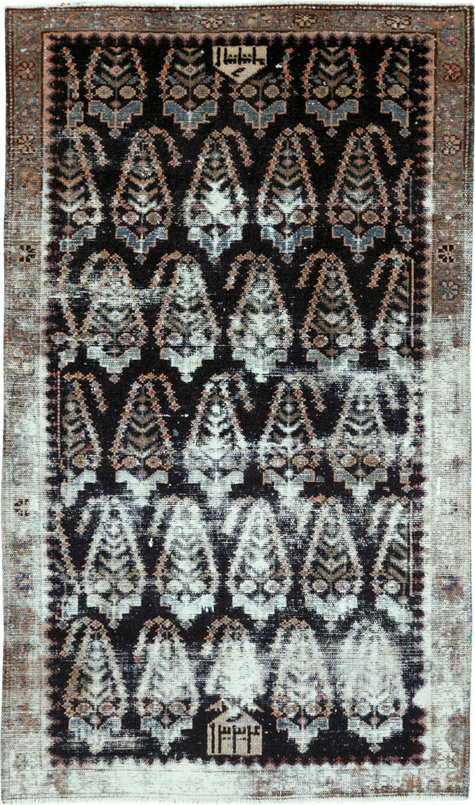 Antique Persian Malayer Throw Rug, No.27525 - Galerie Shabab