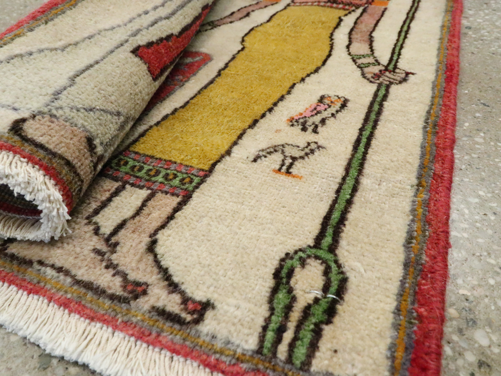 Vintage Persian Tabriz Pictorial Rug, No.27526 - Galerie Shabab