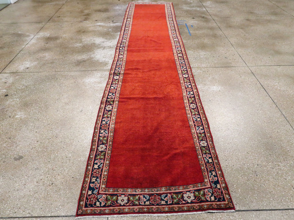 Vintage Persian Mahal Long Runner, No.27527 - Galerie Shabab
