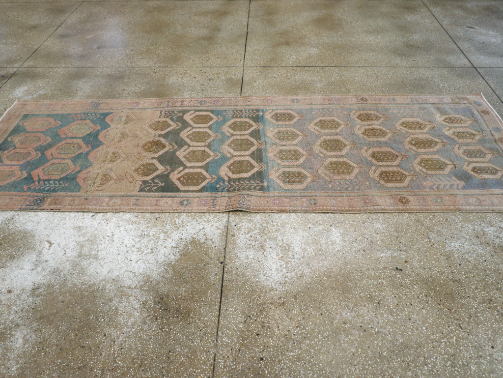 Vintage Persian Malayer Runner, No.27528 - Galerie Shabab