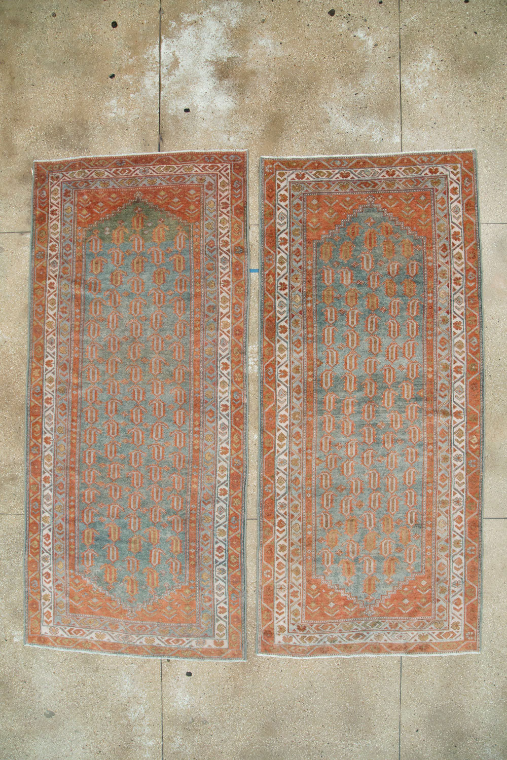 Antique Persian Malayer Runner (Pair: 1 of 2), No.27529 - Galerie Shabab