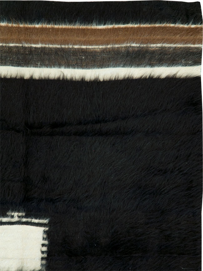 Vintage Turkish Mohair Accent Rug, No.27540 - Galerie Shabab