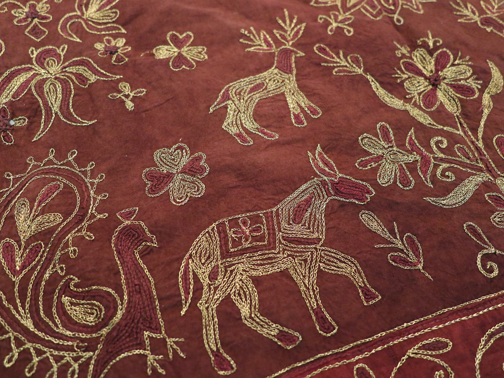Vintage Persian Embroidered Textile Pictorial Wall Hanging, No.27546 - Galerie Shabab