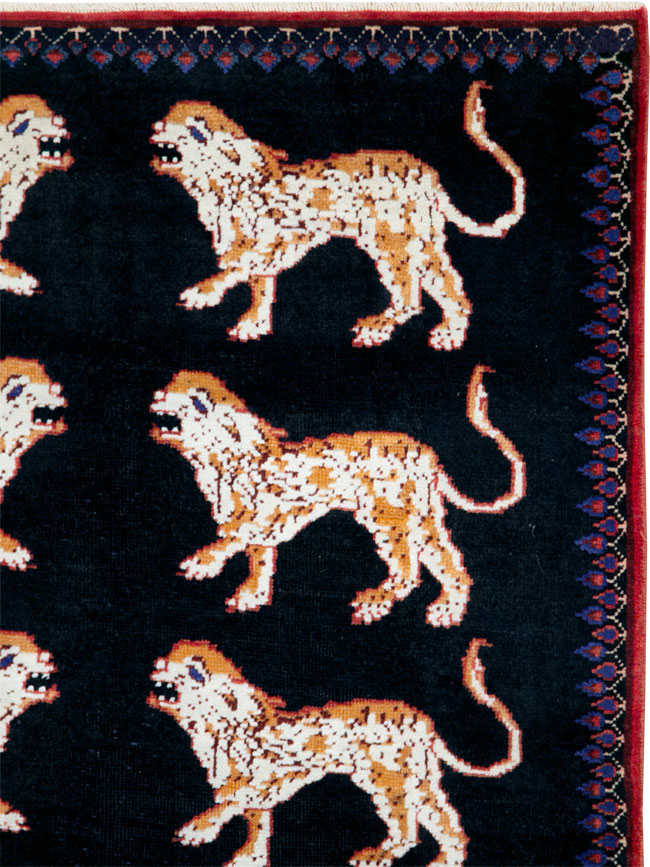 Vintage Persian Pictorial Tabriz Rug, No.27547 - Galerie Shabab