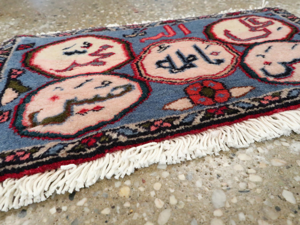 Vintage Persian Tabriz Throw Rug, No.27554 - Galerie Shabab