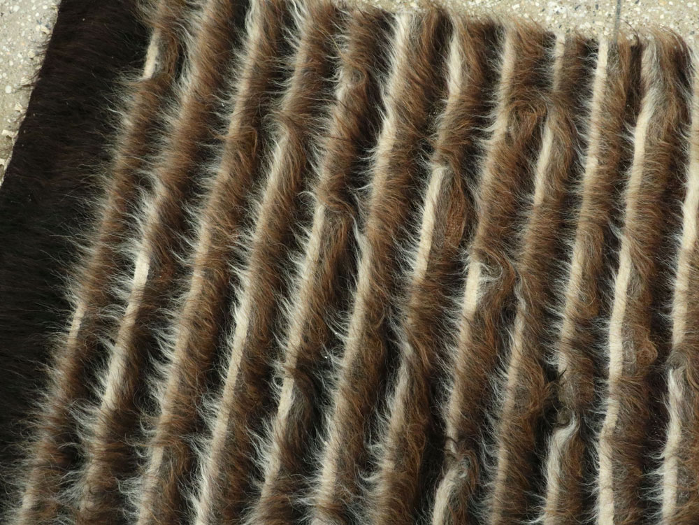 Vintage Mohair Rug, No.27568 - Galerie Shabab
