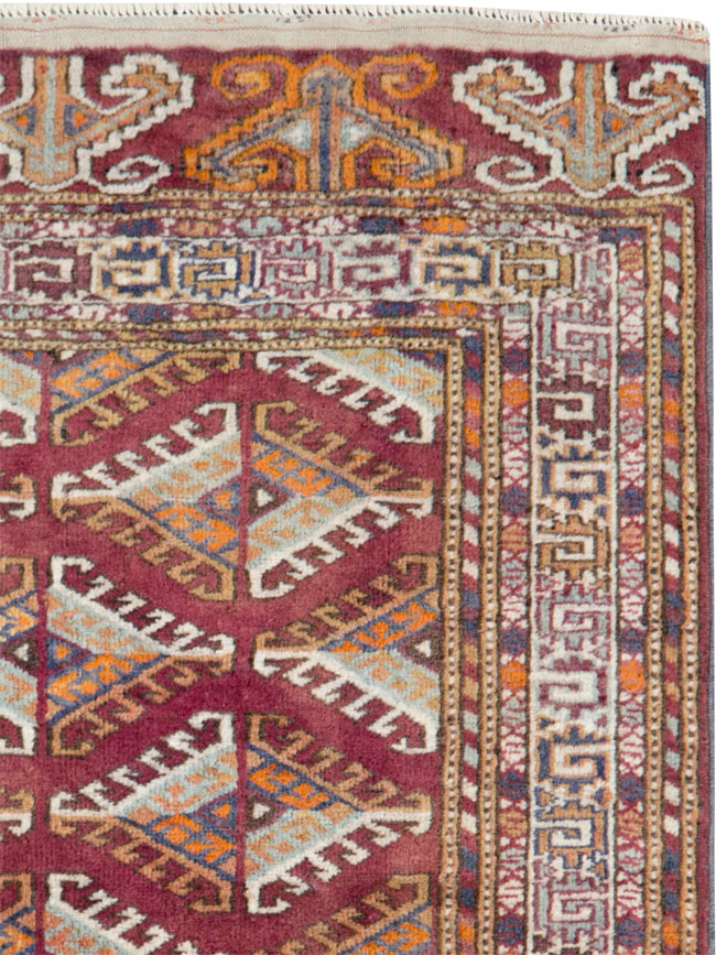 Vintage Central Asian Tekke Throw Rug, No.27569 - Galerie Shabab