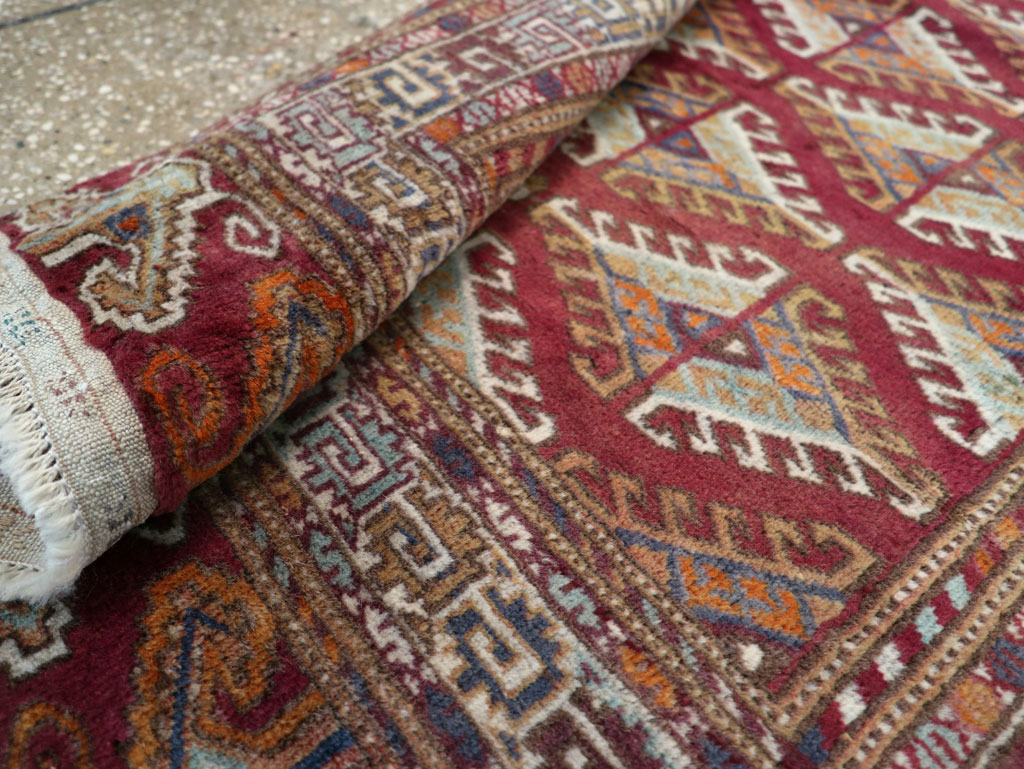 Vintage Central Asian Tekke Throw Rug, No.27569 - Galerie Shabab