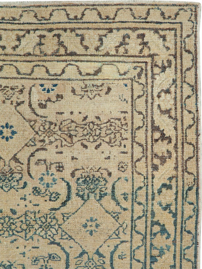 Antique Persian Khorassan Throw Rug, No.27575 - Galerie Shabab