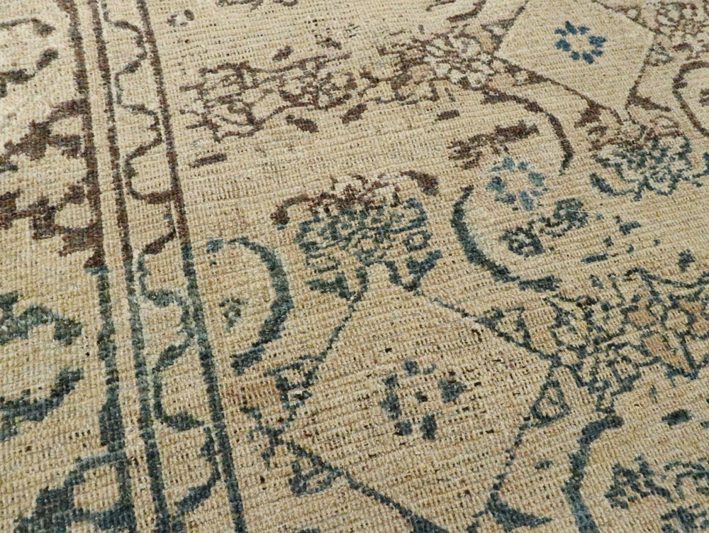 Antique Persian Khorassan Throw Rug, No.27575 - Galerie Shabab
