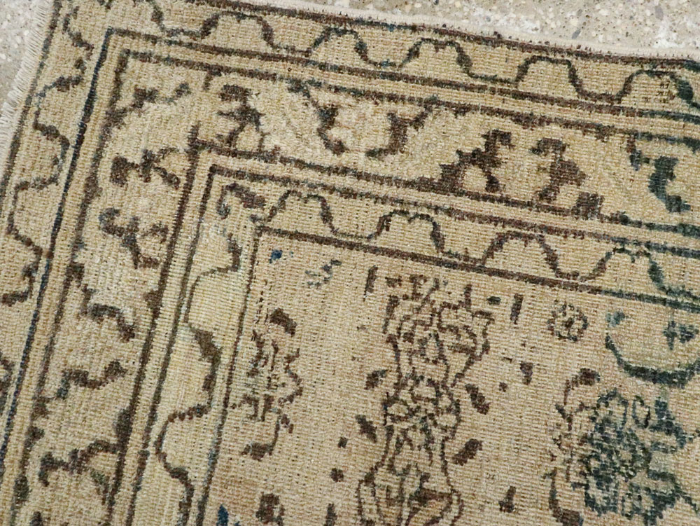 Antique Persian Khorassan Throw Rug, No.27575 - Galerie Shabab