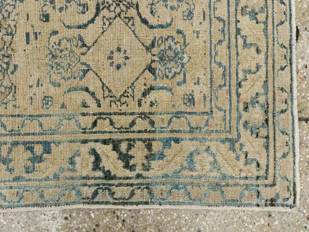 Antique Persian Khorassan Throw Rug, No.27575 - Galerie Shabab