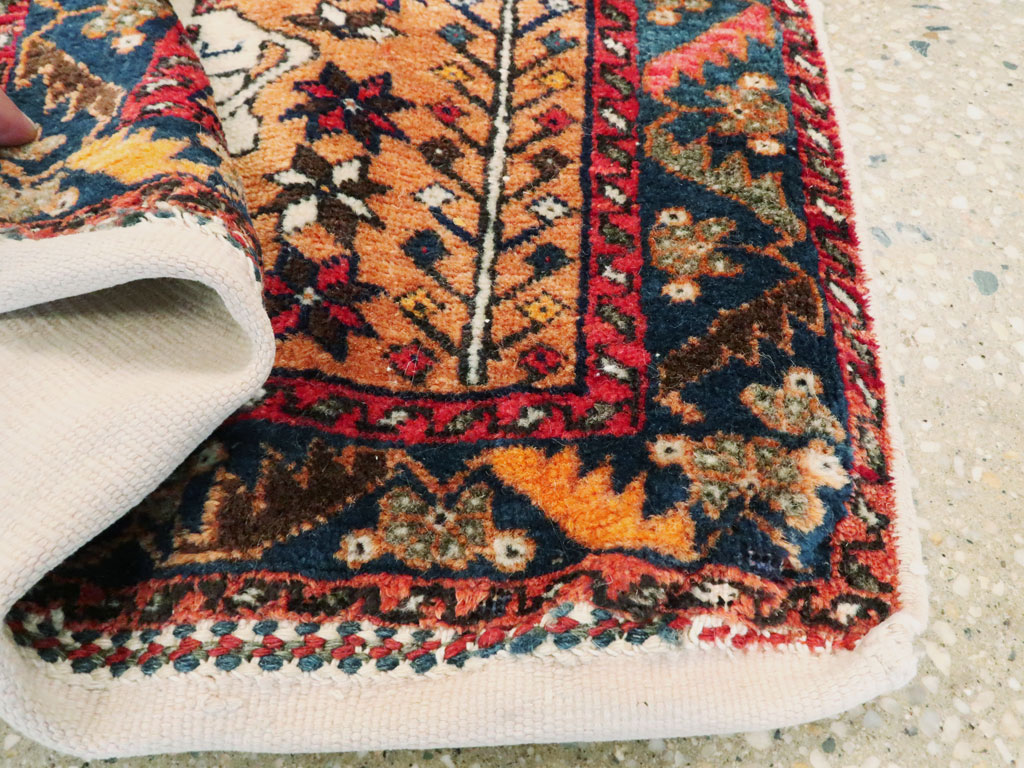 Vintage Persian Baluch Pictorial Rug, No.27580 - Galerie Shabab