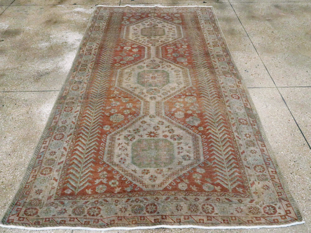 Vintage Persian Malayer Rug, No.27586 - Galerie Shabab