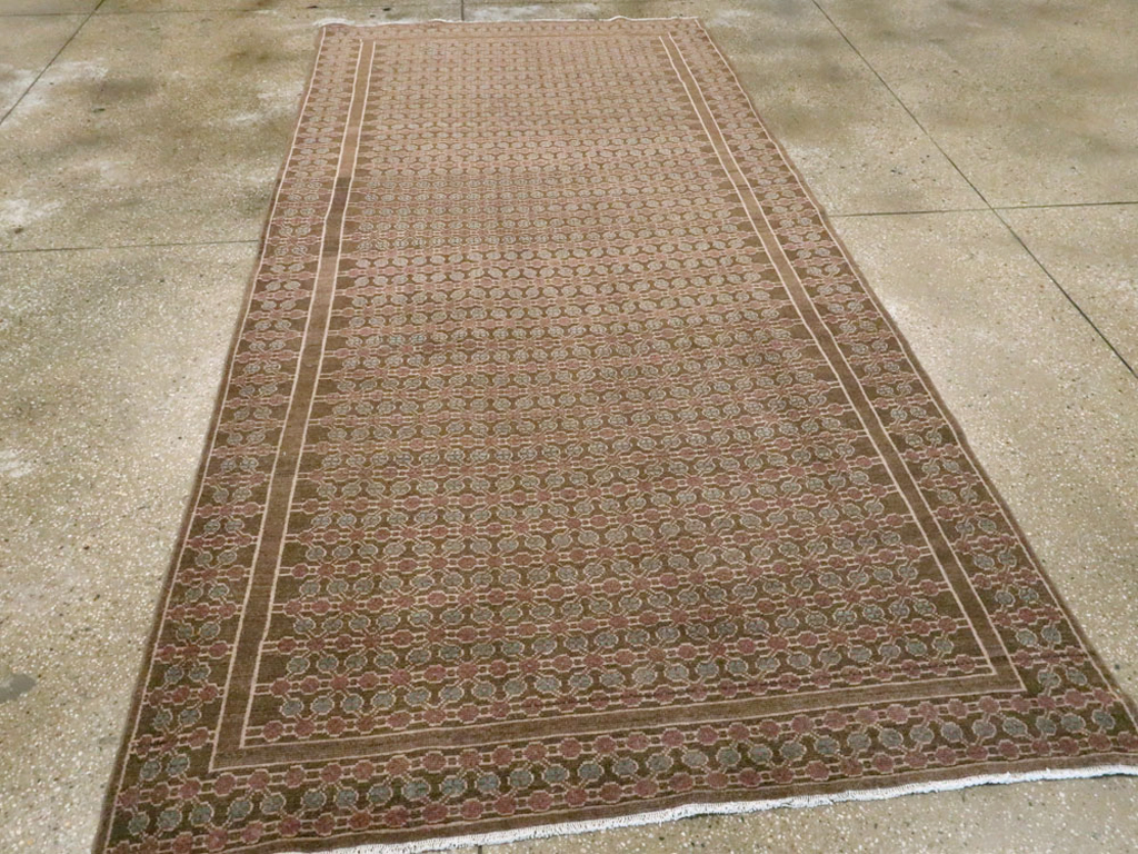 Vintage Persian Malayer Gallery Carpet, No.27613 - Galerie Shabab