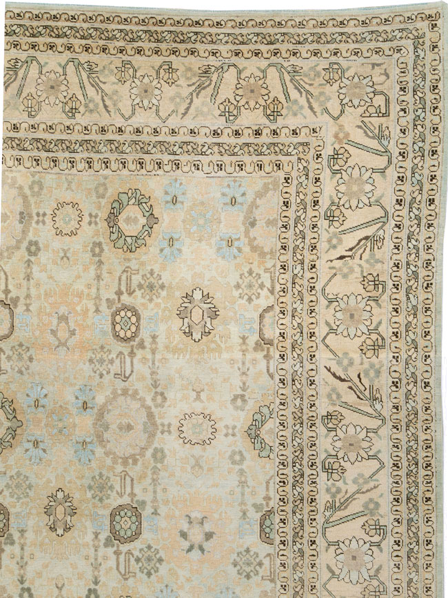 Antique Persian Tabriz Carpet, No.27620 - Galerie Shabab