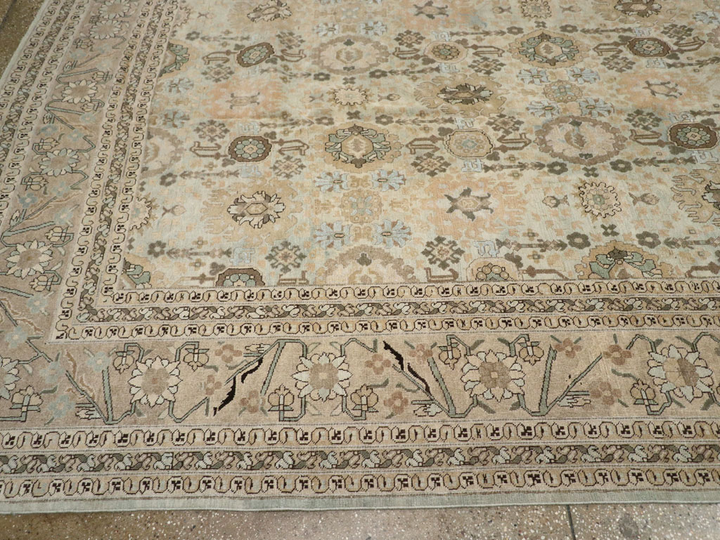 Antique Persian Tabriz Carpet, No.27620 - Galerie Shabab