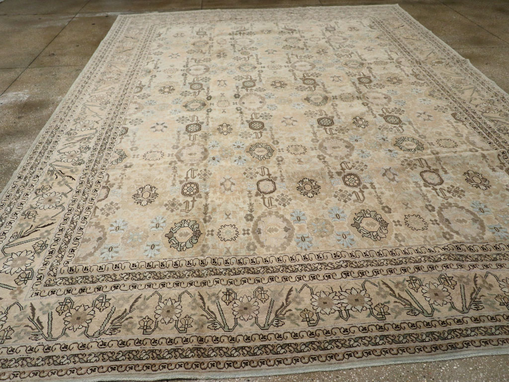Antique Persian Tabriz Carpet, No.27620 - Galerie Shabab
