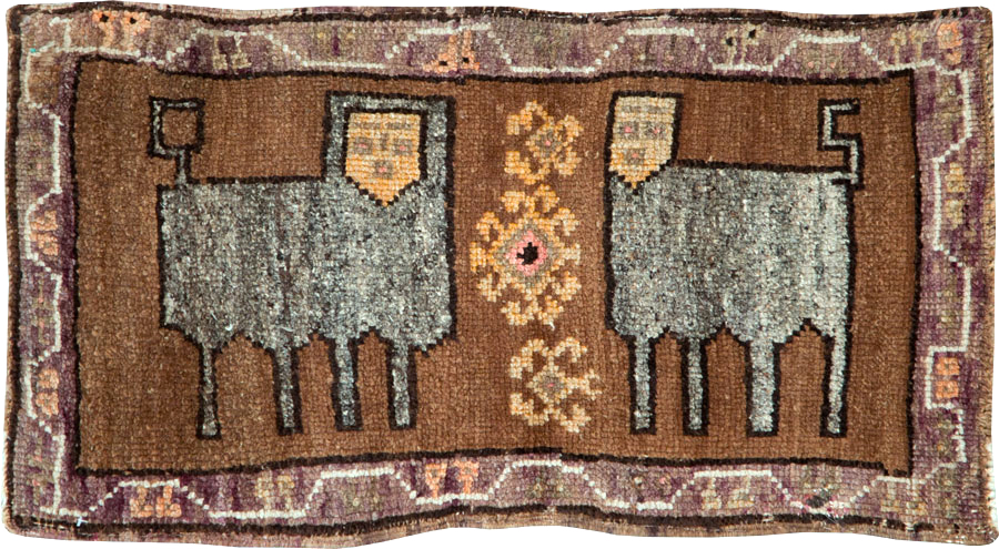 Vintage Anatolian Pictorial Rug, No.27625 - Galerie Shabab