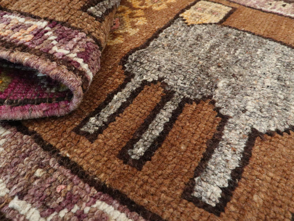 Vintage Anatolian Pictorial Rug, No.27625 - Galerie Shabab