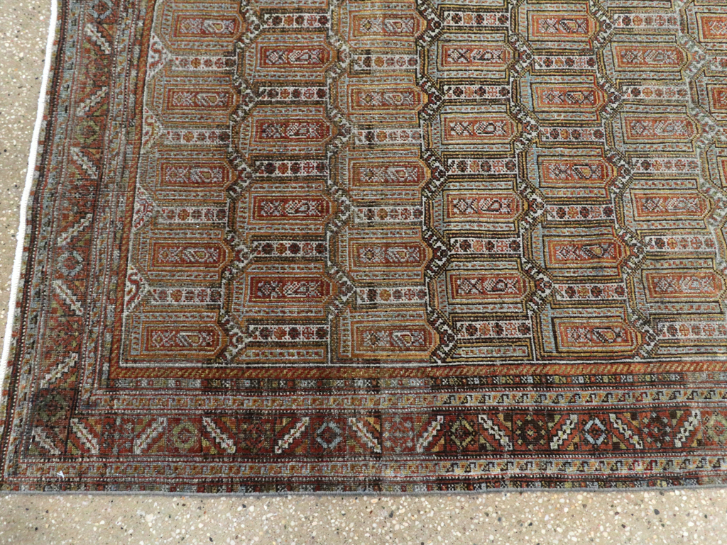 Antique Persian Shiraz Accent Rug, No.27631 - Galerie Shabab