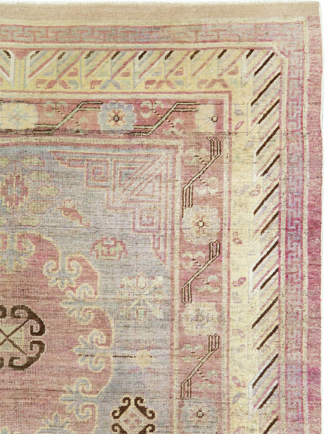 Antique East Turkestan Khotan Gallery Carpet, No.27632 - Galerie Shabab