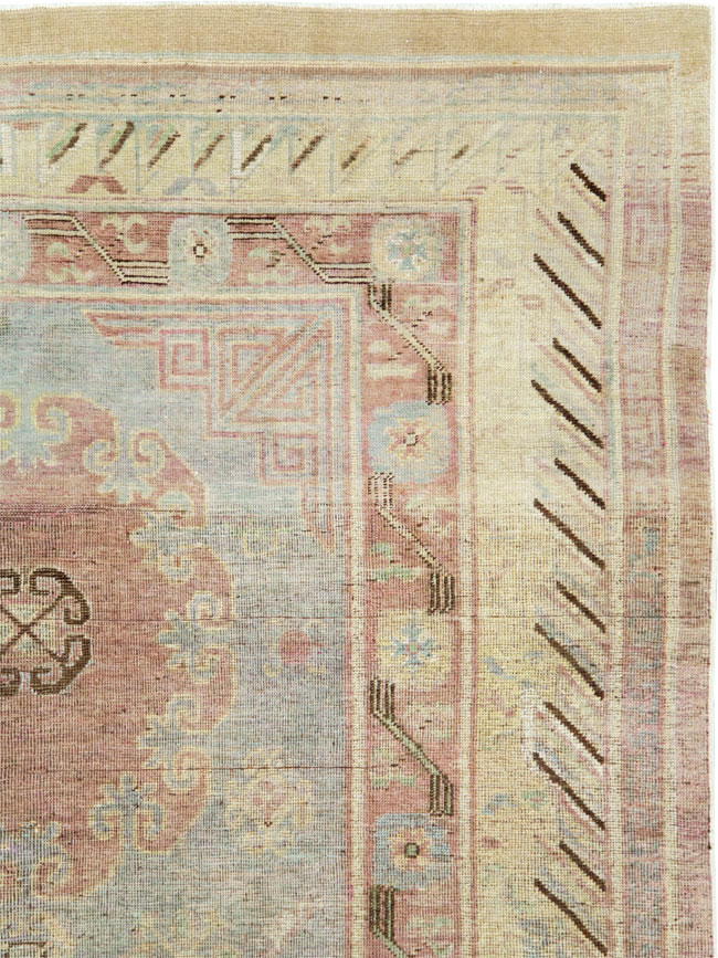 Antique East Turkestan Khotan Gallery Carpet, No.27632 - Galerie Shabab