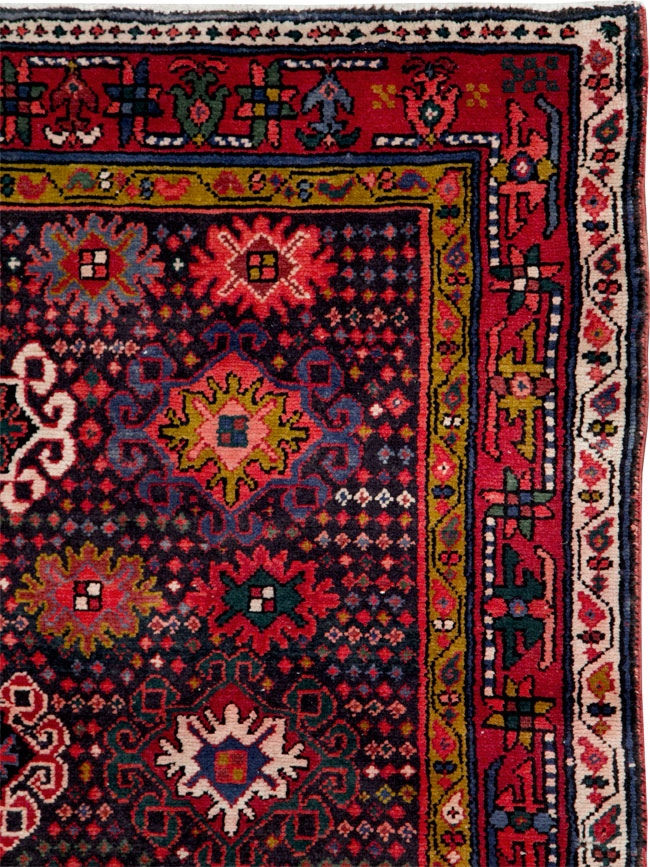 Vintage Persian Malayer Gallery Rug, No.27633 - Galerie Shabab