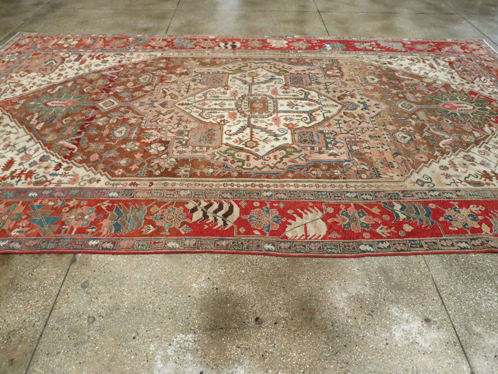 Antique Persian Heriz Carpet, No.27640 - Galerie Shabab