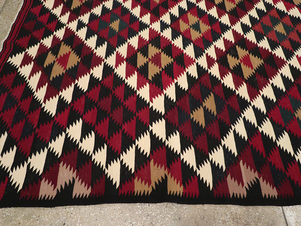 Vintage Turkish Flatweave Kilim Long Room Size Carpet, No.27661 - Galerie Shabab