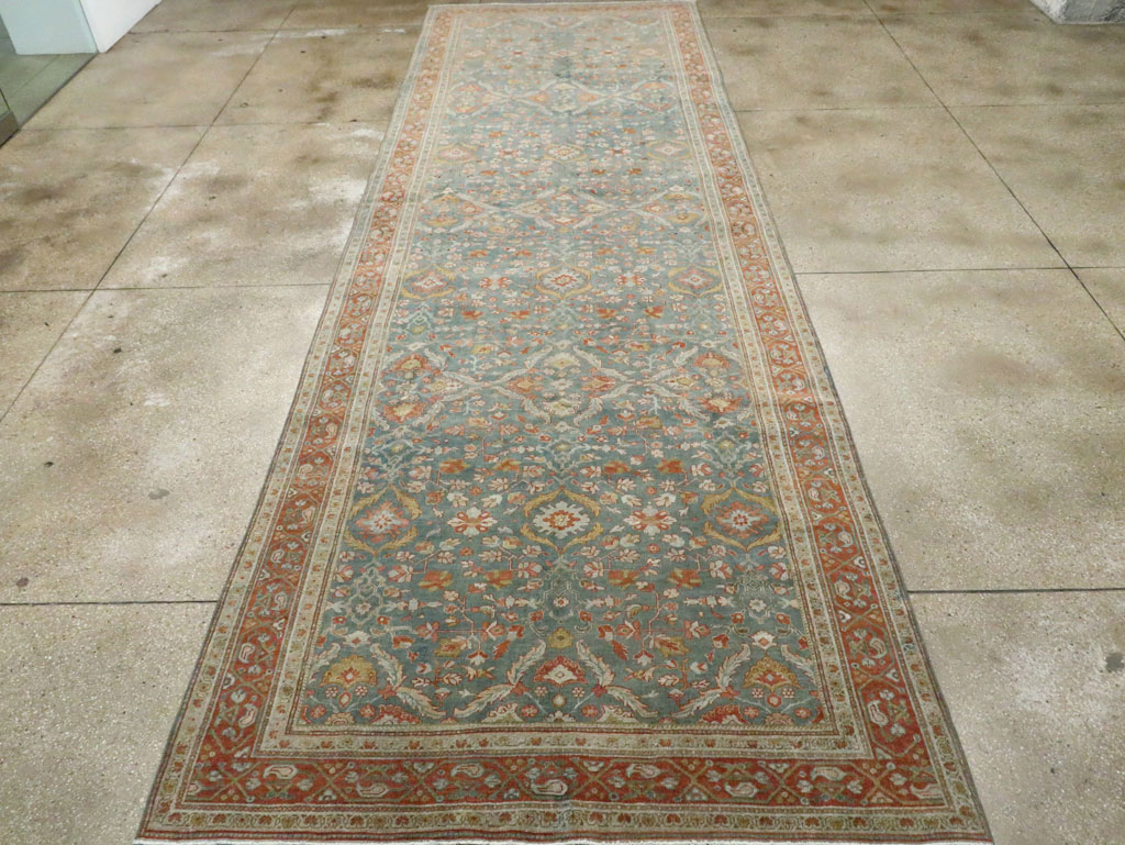 Antique Persian Sarouk Large Gallery Carpet, No.27670 - Galerie Shabab