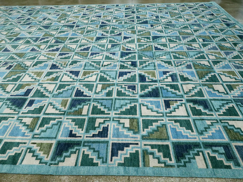 Swedish Inspired Contemporary Indian Large Carpet, No.27681 - Galerie Shabab