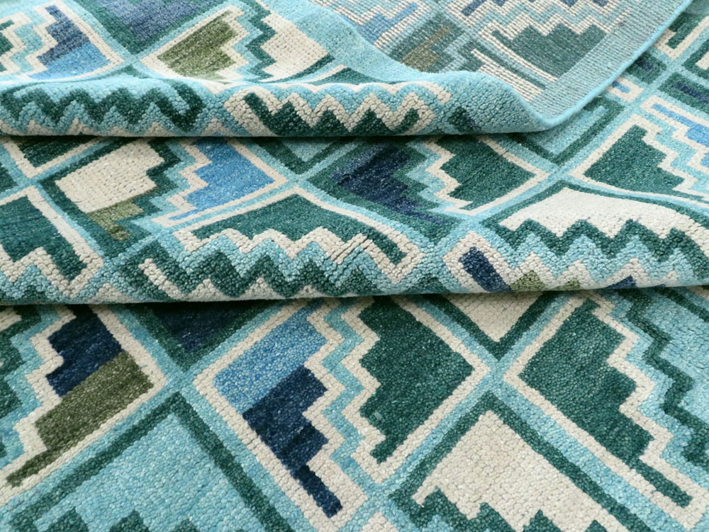 Swedish Inspired Contemporary Indian Large Carpet, No.27681 - Galerie Shabab