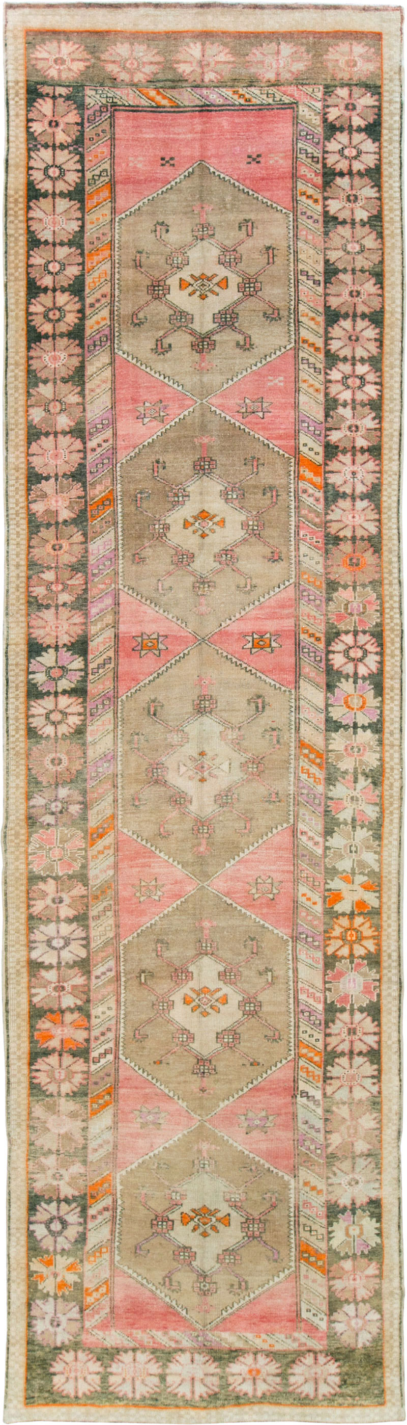 Vintage Turkish Anatolian Wide Gallery Runner, No.27682 - Galerie Shabab
